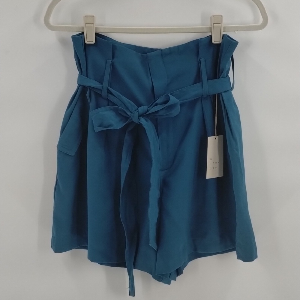 A new day Shorts 12 High Waist Bagged Short Loops and Tie Teal